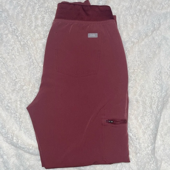 Figs Zamora Joggers - Picture 2 of 2